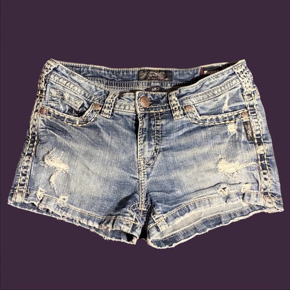 Silver Jeans Pants - Silver Jeans Co. Aiko Mid Distressed Denim Shorts Women’s W31/L3